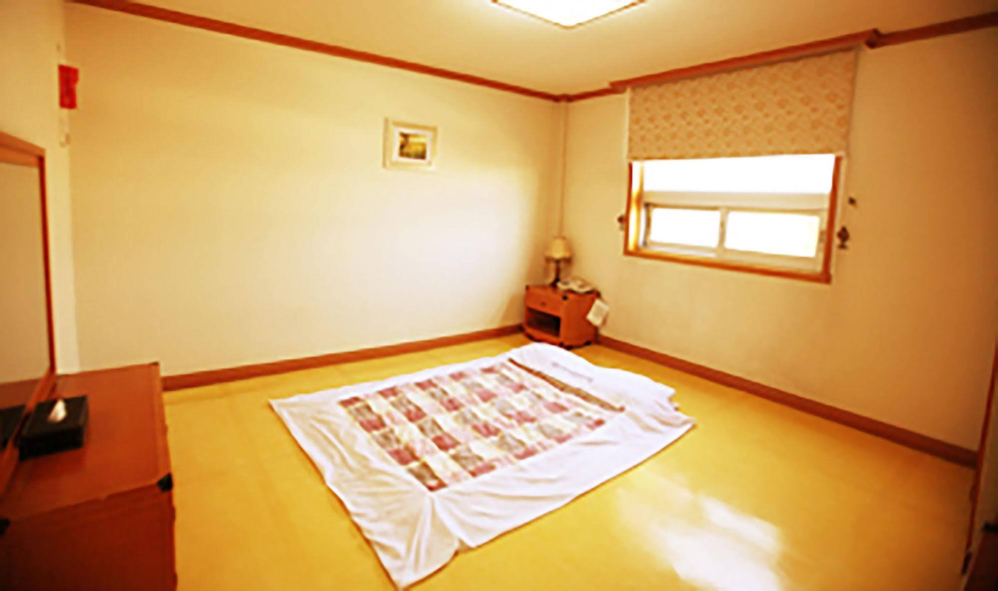 Suncheon Royal Tourist Hotel Zewnętrze zdjęcie